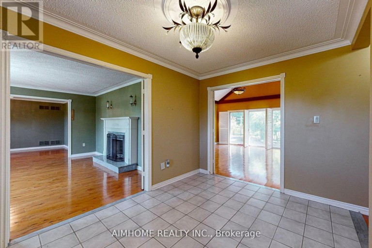 12301 KEELE STREET E, Vaughan, Ontario, L6A2B3