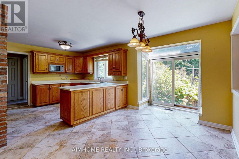 12301 KEELE STREET E, Vaughan, Ontario, L6A2B3