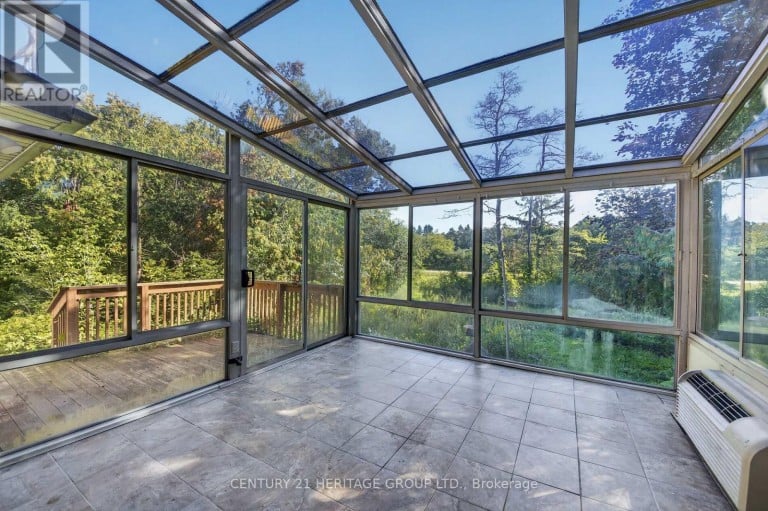 33 MINONEN ROAD, Georgina (Baldwin), Ontario, L0C1L0