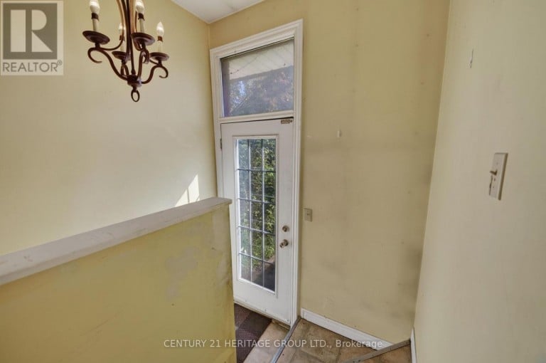 33 MINONEN ROAD, Georgina (Baldwin), Ontario, L0C1L0