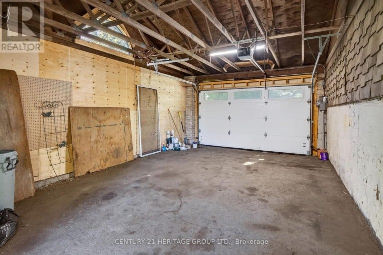 33 MINONEN ROAD, Georgina (Baldwin), Ontario, L0C1L0