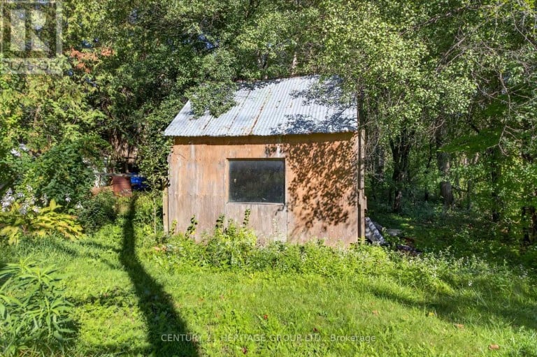 33 MINONEN ROAD, Georgina (Baldwin), Ontario, L0C1L0