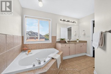 70 MALDIVES CRESCENT Brampton (Vales of Castlemore) Ontario photo 25