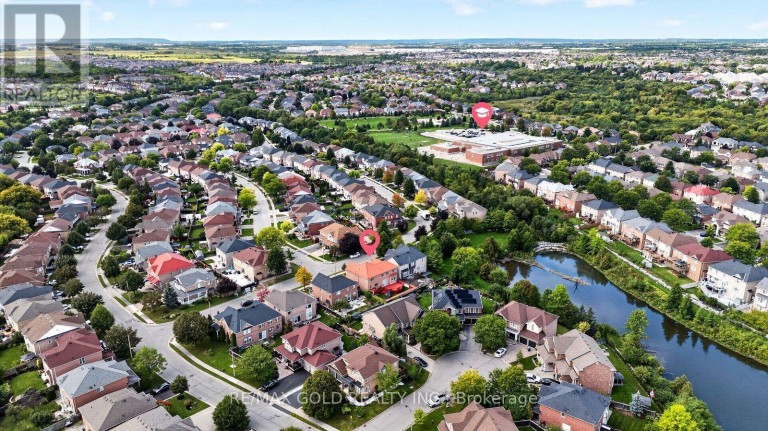 70 MALDIVES CRESCENT, Brampton (Vales of Castlemore), Ontario, L6P1L1