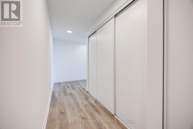 1602 - 86 DUNDAS STREET E Mississauga (Cooksville) Ontario photo 9