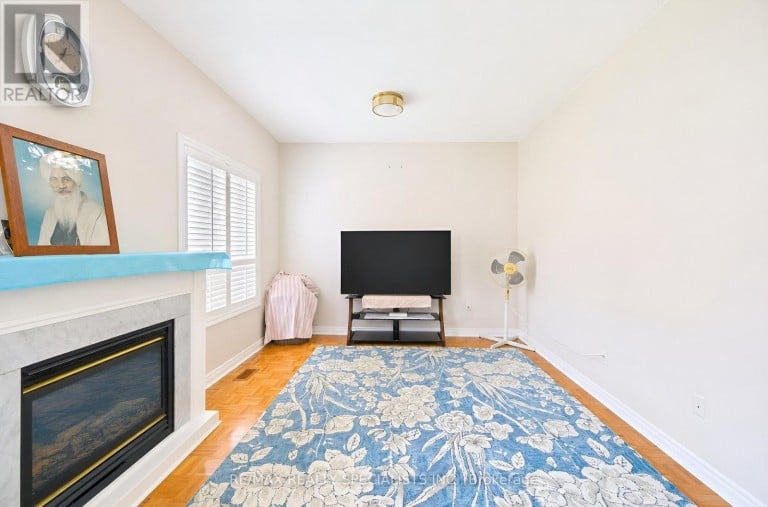 12 MOUNTAIN GORGE ROAD, Brampton (Sandringham-Wellington), Ontario, L6R2X6