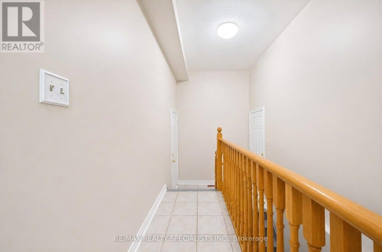 12 MOUNTAIN GORGE ROAD, Brampton (Sandringham-Wellington), Ontario, L6R2X6