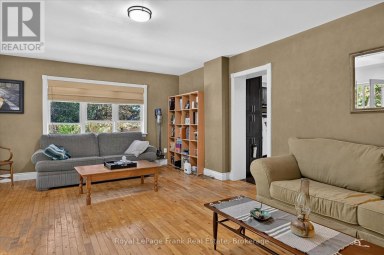 404 LONDON STREET Peterborough (Town Ward 3) Ontario photo 10