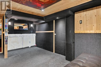 404 LONDON STREET Peterborough (Town Ward 3) Ontario photo 27