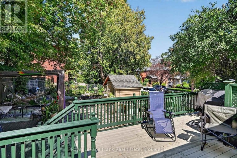 404 LONDON STREET, Peterborough (Town Ward 3), Ontario, K9H3A3