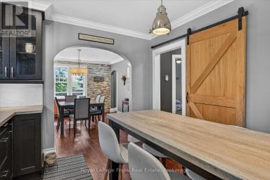 404 LONDON STREET Peterborough (Town Ward 3) Ontario photo 8