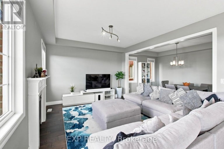 39 PURDY PLACE, Clarington (Bowmanville), Ontario, L1C0V2