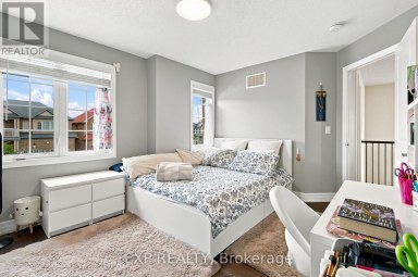 39 PURDY PLACE Clarington (Bowmanville) Ontario photo 17