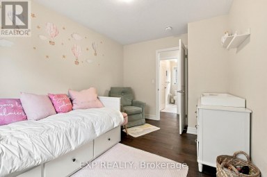 39 PURDY PLACE Clarington (Bowmanville) Ontario photo 21