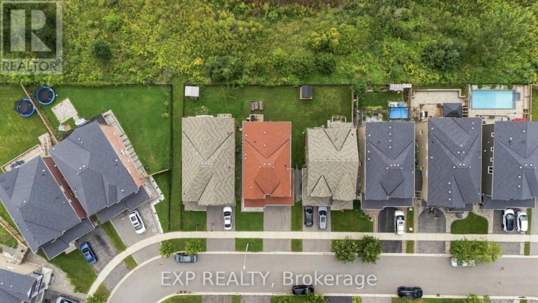 39 PURDY PLACE, Clarington (Bowmanville), Ontario, L1C0V2