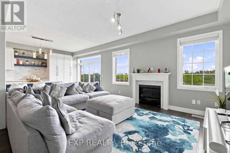 39 PURDY PLACE, Clarington (Bowmanville), Ontario, L1C0V2