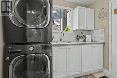 760 SUNDANCE CIRCLE Oshawa (Northglen) Ontario photo 15