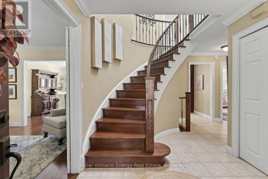 760 SUNDANCE CIRCLE Oshawa (Northglen) Ontario photo 4