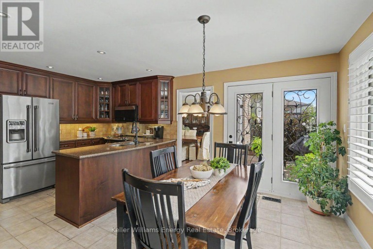 760 SUNDANCE CIRCLE, Oshawa (Northglen), Ontario, L1J8B7