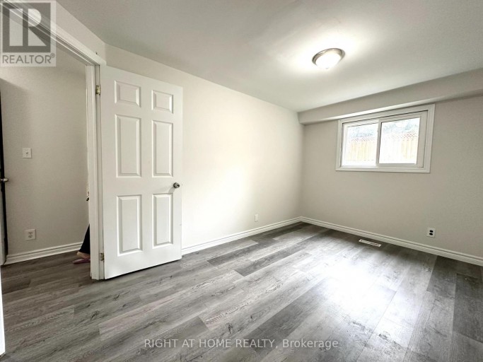 270 COVENTRY COURT, Oshawa (Eastdale), Ontario, L1G6H3