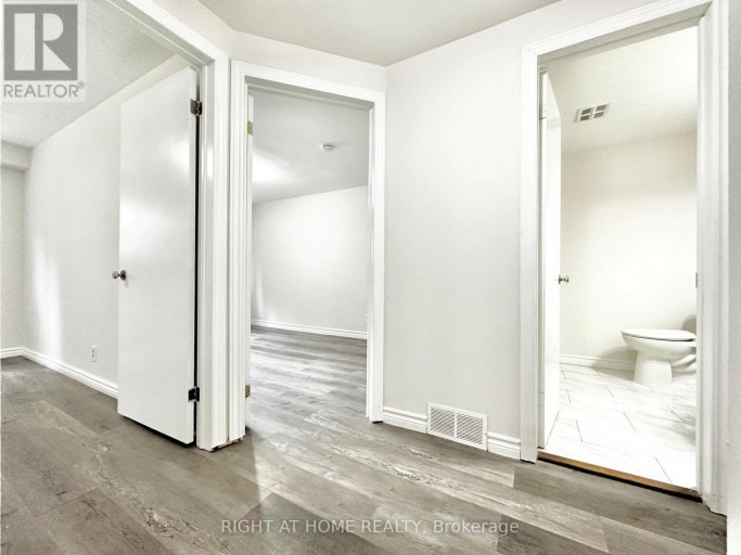 270 COVENTRY COURT, Oshawa (Eastdale), Ontario, L1G6H3
