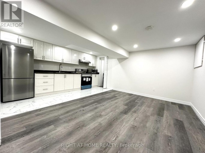 270 COVENTRY COURT, Oshawa (Eastdale), Ontario, L1G6H3