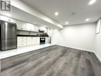 270 COVENTRY COURT Oshawa (Eastdale) Ontario photo 6