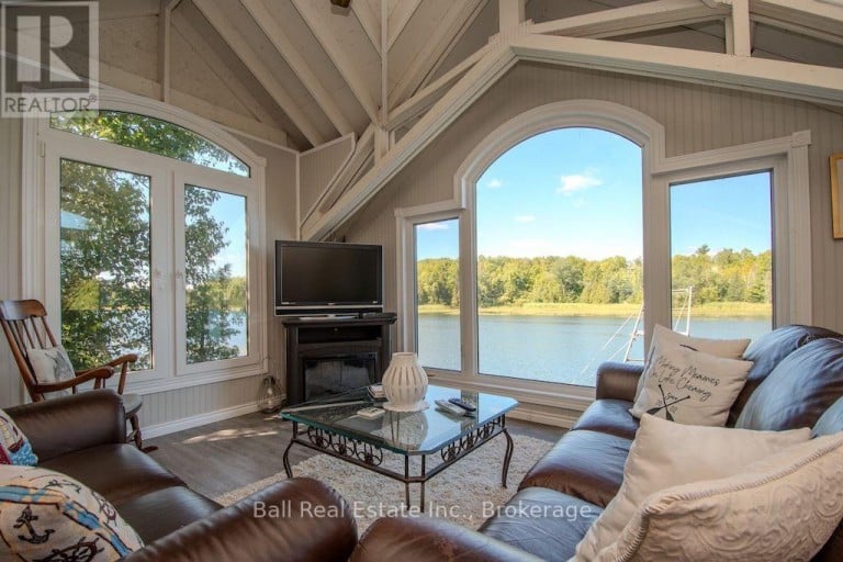 2521 SELWYN BAY LANE, Selwyn, Ontario, K0L2H0