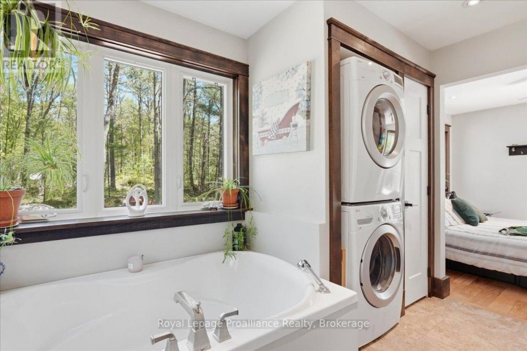 2134 BEACH ROAD, Frontenac (Frontenac North), Ontario, K0H2M0
