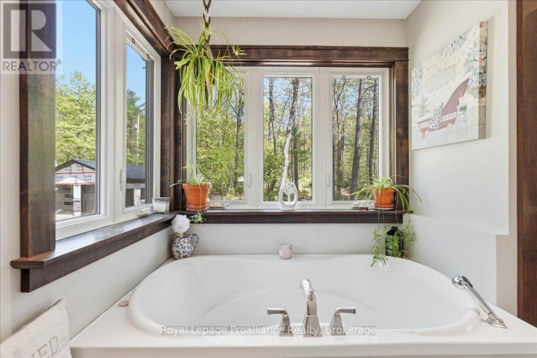 2134 BEACH ROAD, Frontenac (Frontenac North), Ontario, K0H2M0
