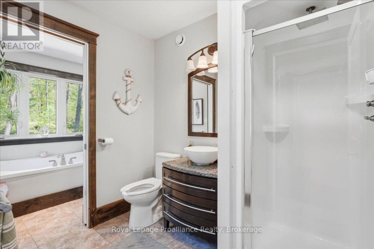 2134 BEACH ROAD, Frontenac (Frontenac North), Ontario, K0H2M0