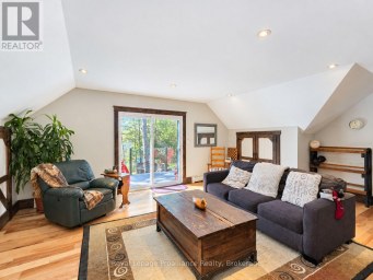 2134 BEACH ROAD Frontenac (Frontenac North) Ontario photo 18