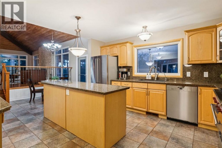 80042 210 Avenue W, Rural Foothills County, Alberta, T1S2X9