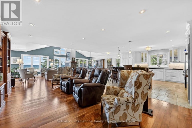 1036 RIVER ROAD E, Wasaga Beach, Ontario, L9Z2P7