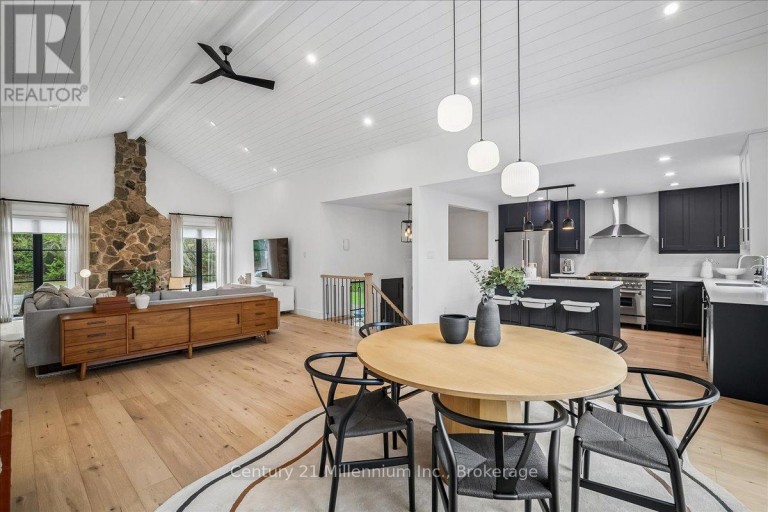 33 SLALOM GATE ROAD, Collingwood, Ontario, L9Y5A9