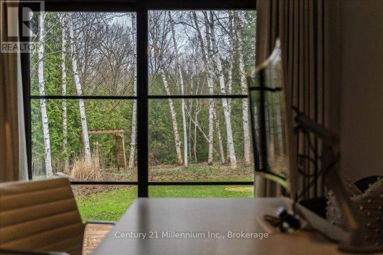 33 SLALOM GATE ROAD, Collingwood, Ontario, L9Y5A9