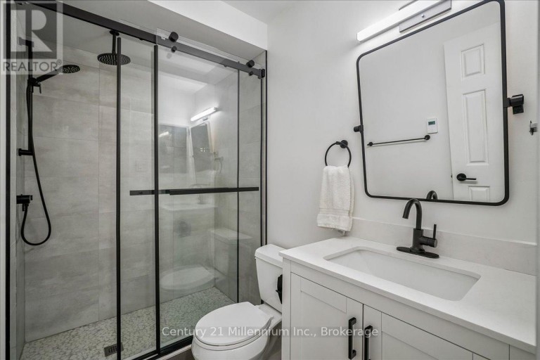33 SLALOM GATE ROAD, Collingwood, Ontario, L9Y5A9
