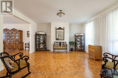 239 SEATON STREET Toronto (Moss Park) Ontario photo 10