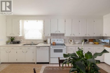 239 SEATON STREET Toronto (Moss Park) Ontario photo 22