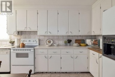 239 SEATON STREET Toronto (Moss Park) Ontario photo 23