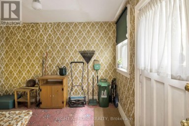 239 SEATON STREET Toronto (Moss Park) Ontario photo 25