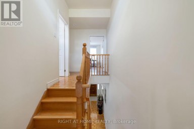 239 SEATON STREET Toronto (Moss Park) Ontario photo 27