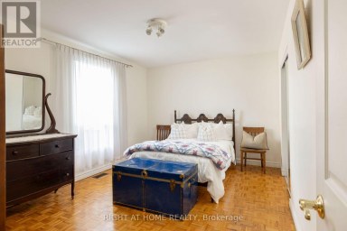 239 SEATON STREET Toronto (Moss Park) Ontario photo 31