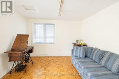 239 SEATON STREET Toronto (Moss Park) Ontario photo 38