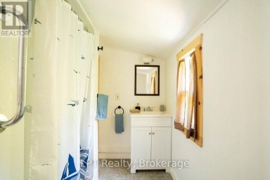468 WARNER BAY ROAD Northern Bruce Peninsula Ontario photo 11