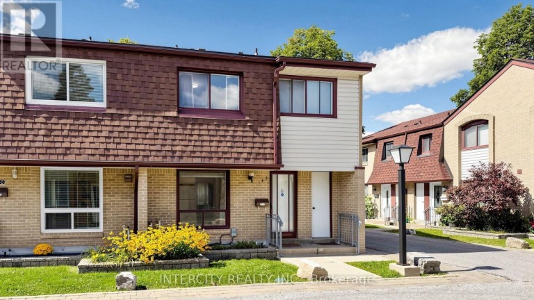 142 - 21 LIVONIA PLACE, Toronto (Morningside), Ontario, M1E4W5