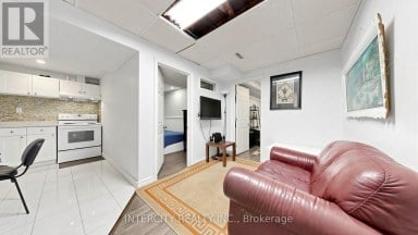 142 - 21 LIVONIA PLACE Toronto (Morningside) Ontario photo 36
