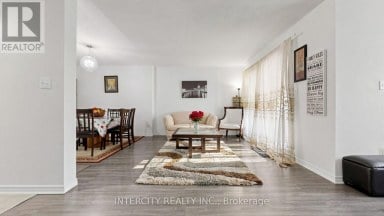 142 - 21 LIVONIA PLACE Toronto (Morningside) Ontario photo 8
