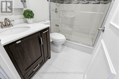 803 - 40 BAIF BOULEVARD Richmond Hill (North Richvale) Ontario photo 17