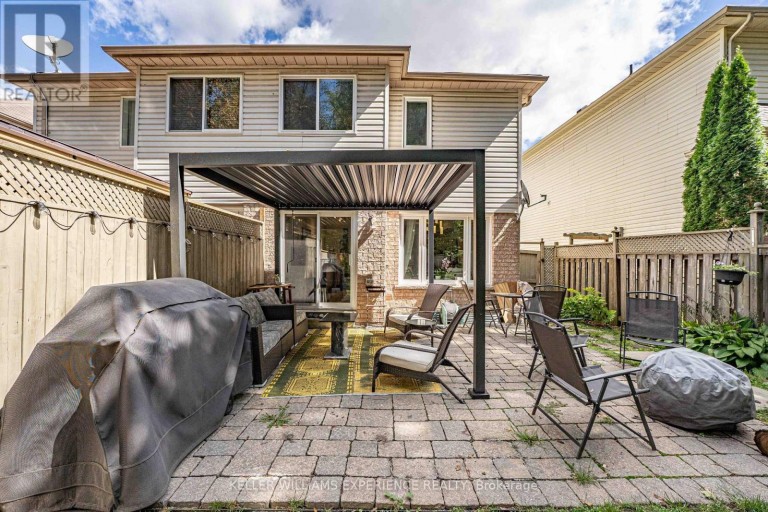 250 FERNDALE DRIVE S, Barrie (Ardagh), Ontario, L4N8J9
